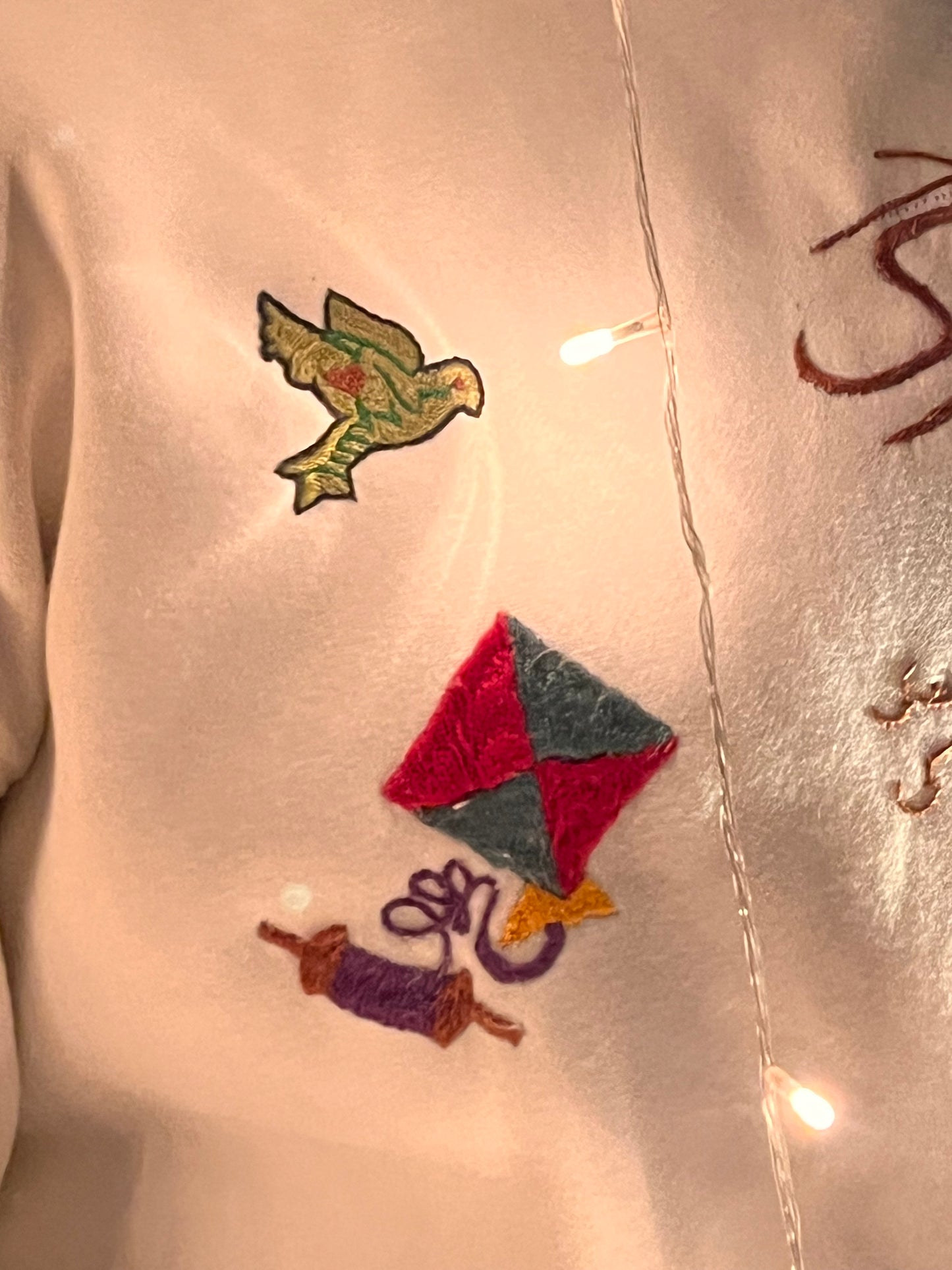 BASANT HAND EMBROIDERED SPECIAL HOODIE.🌜Delivery in Lahore With in Three Days🌛